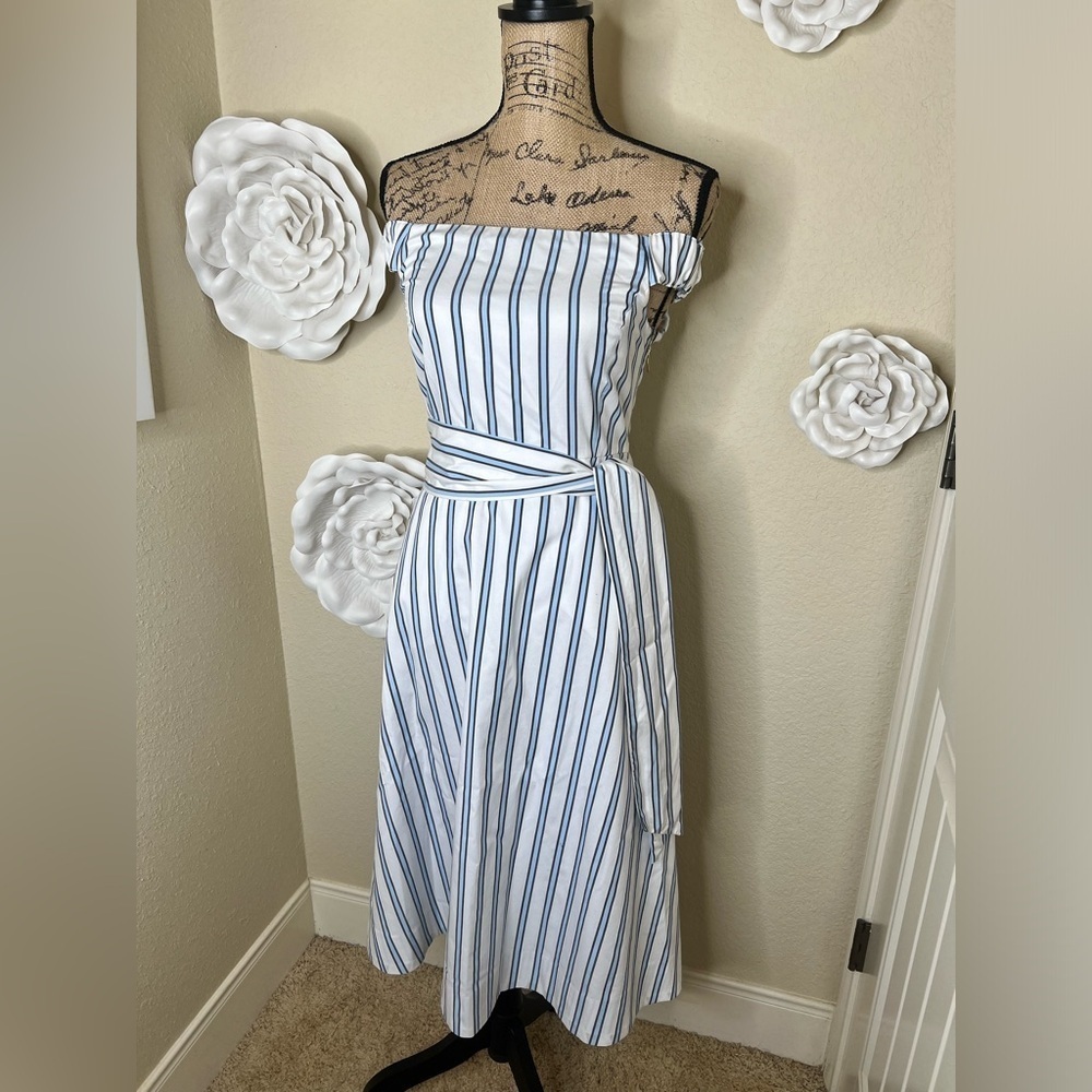 Draper James Off the Shoulder White & Blue Multi Striped Dress Size 0 - Picture 5 of 16
